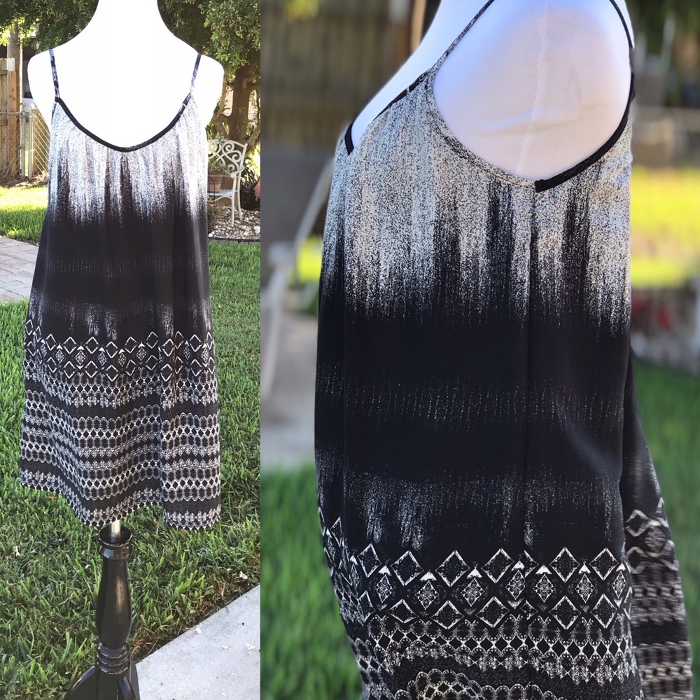 ONE CLOTHING SMALL NWOT Black, Silver and White Strappy Shift Mini Tunic Dress